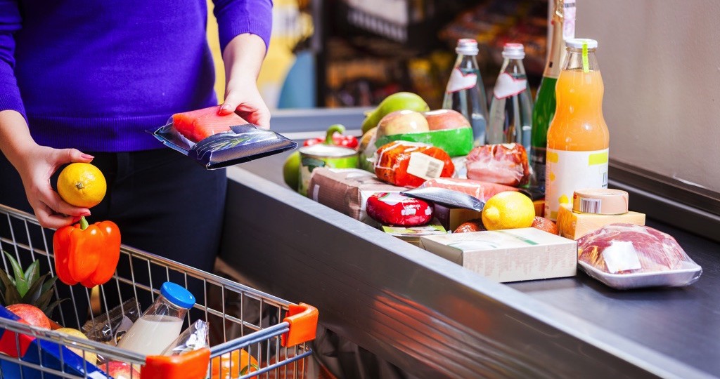 Ventas minoristas rompen racha de dos meses con caídas