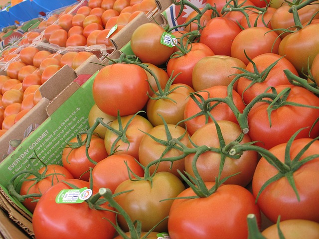 EU podría flexibilizar su postura ante inspección de tomates mexicanos