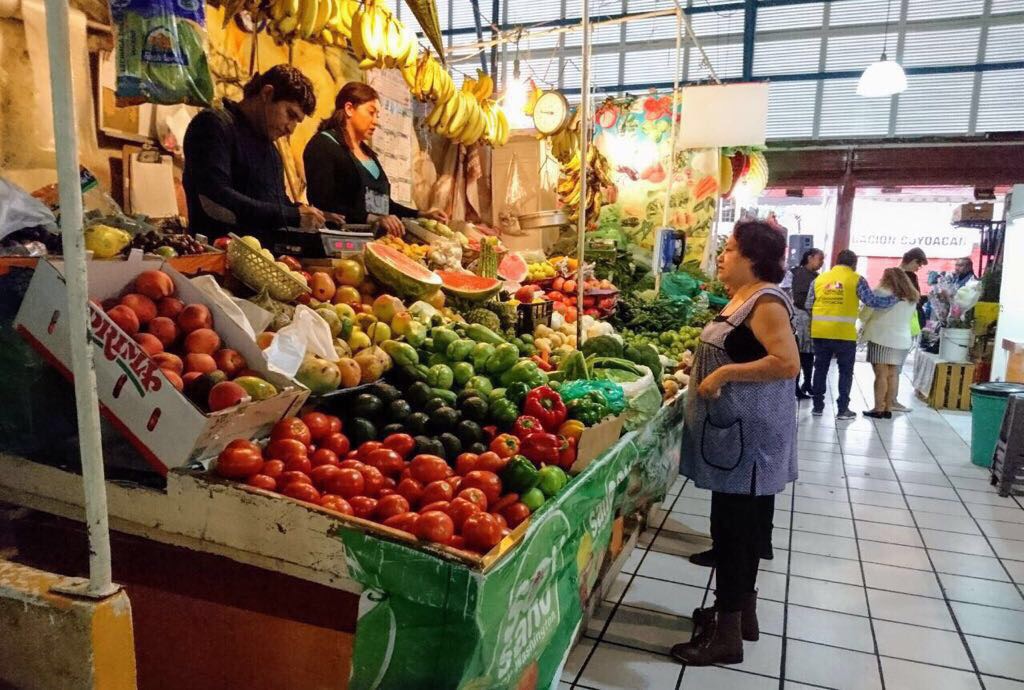 mercado publico, compras, verduras, despensa