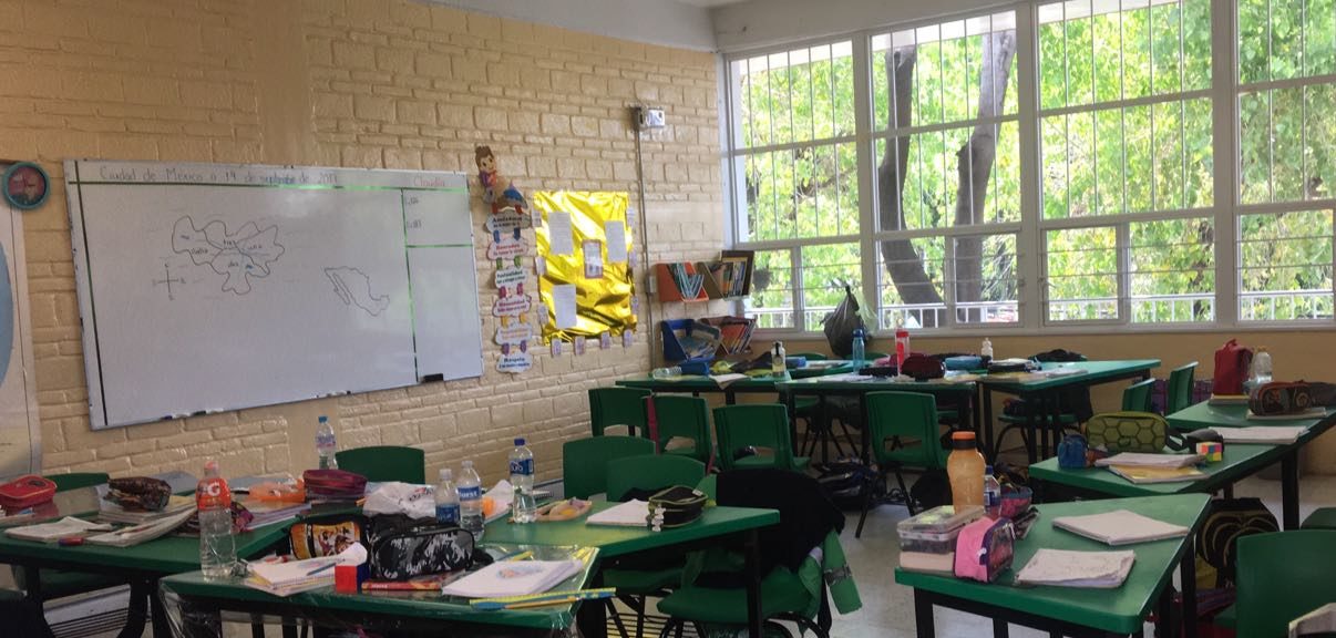 Maestros ganan en promedio 10,650 pesos mensuales; 17% por debajo de un profesionista