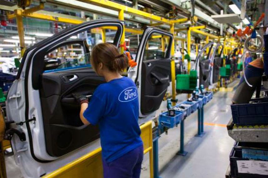 Industria de México celebra el fallo sobre reglas de origen automotrices