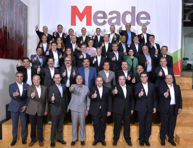 Presenta Meade a sus coordinadores estatales