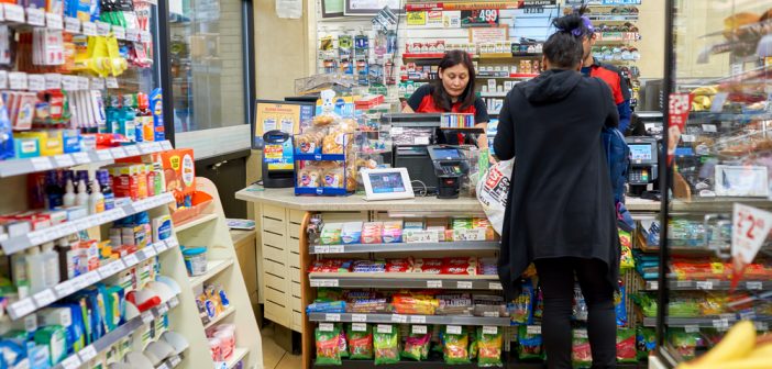Empleo en comercios se estanca durante noviembre, coronavirus, mínimos