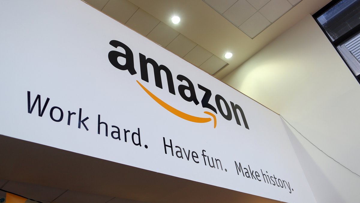 ¿Sabes inglés? Puedes trabajar para Amazon México en atención a clientes