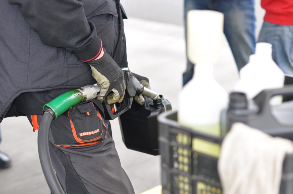 ¿Cargarás gasolina Premium o diésel? Hacienda los dejó sin estímulo fiscal