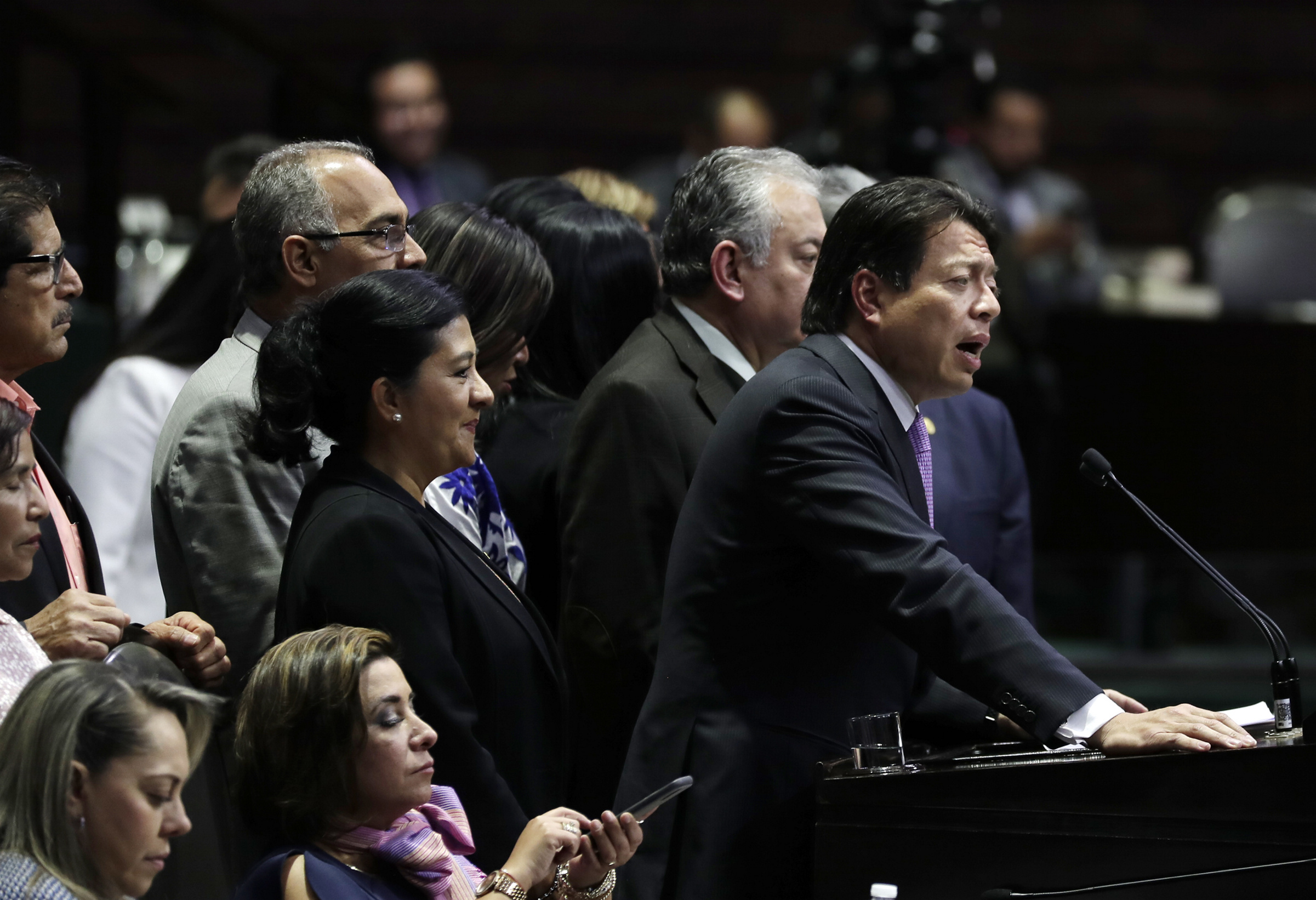 fideicomisos, Diputados aplazan declaratoria constitucional de Guardia Nacional