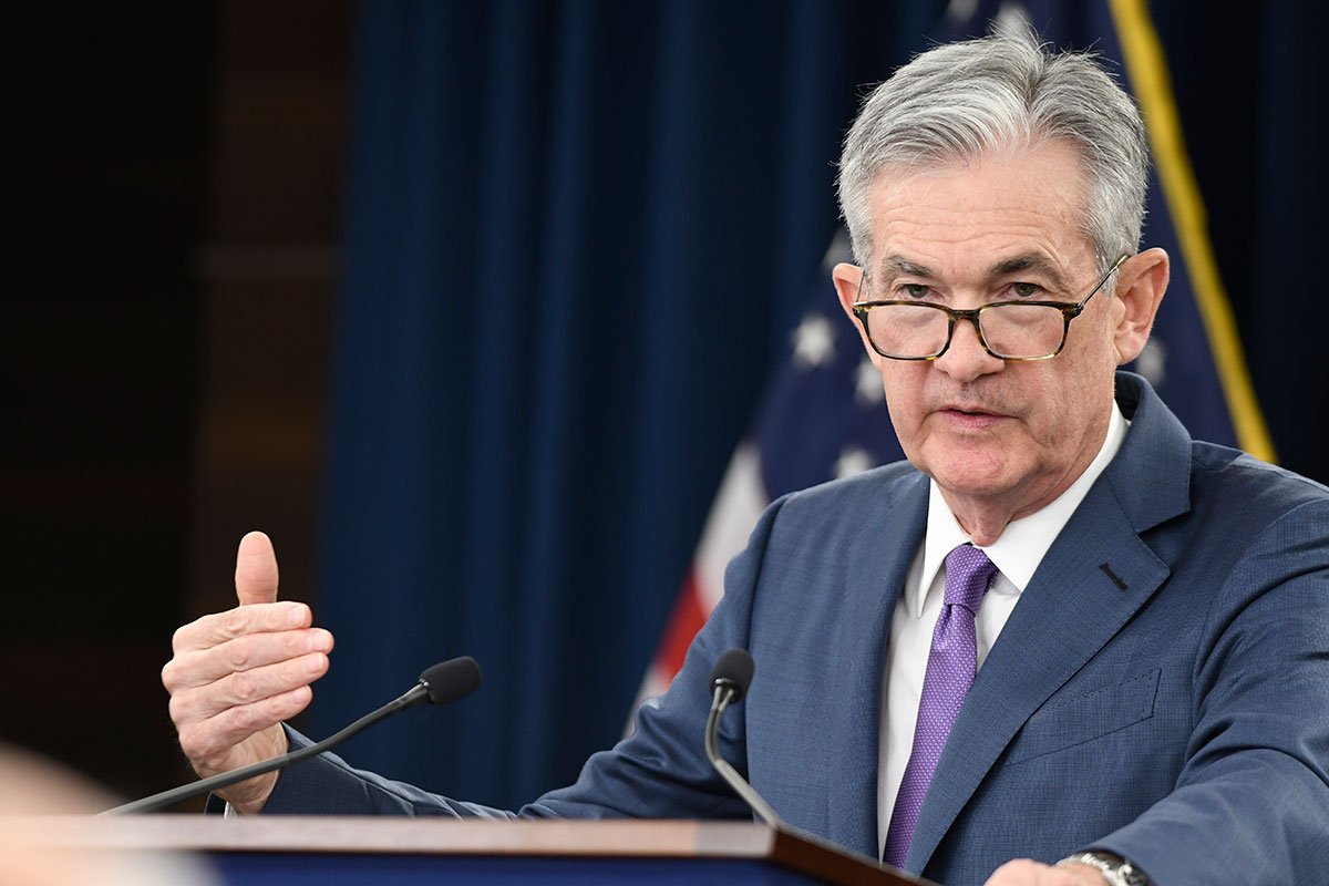Habrá más alzas en tasas de interés, pero sin generar recesión en EU: Jerome Powell