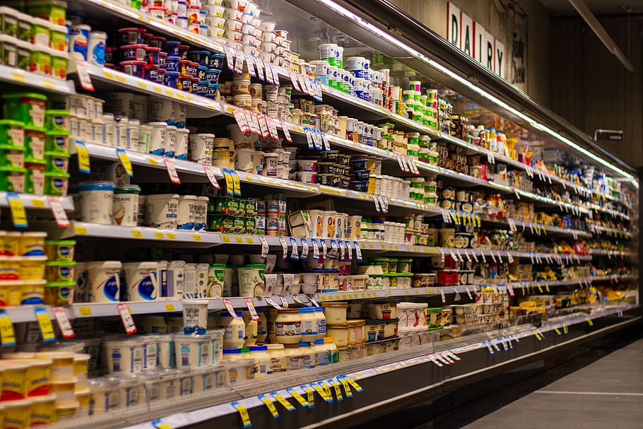 Profeco abre procesos contra Walmart, Aurrera y otras tiendas por inflar precios