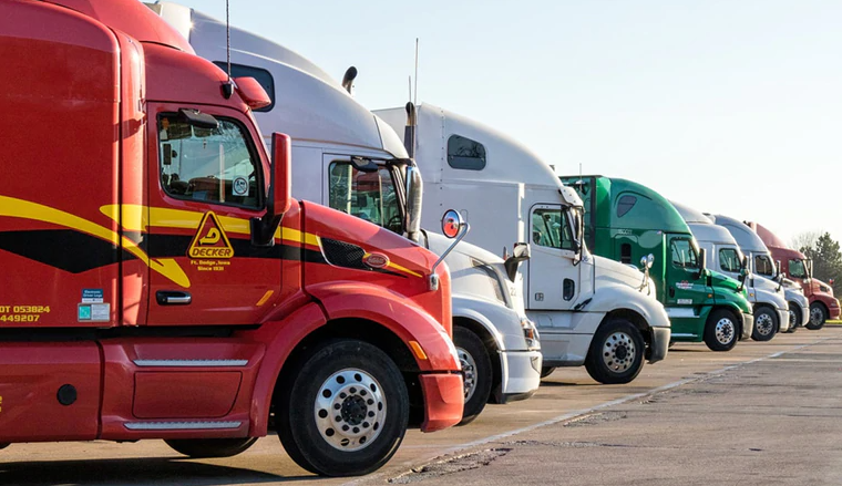 Venta de vehículos pesados en México desaceleró en abril