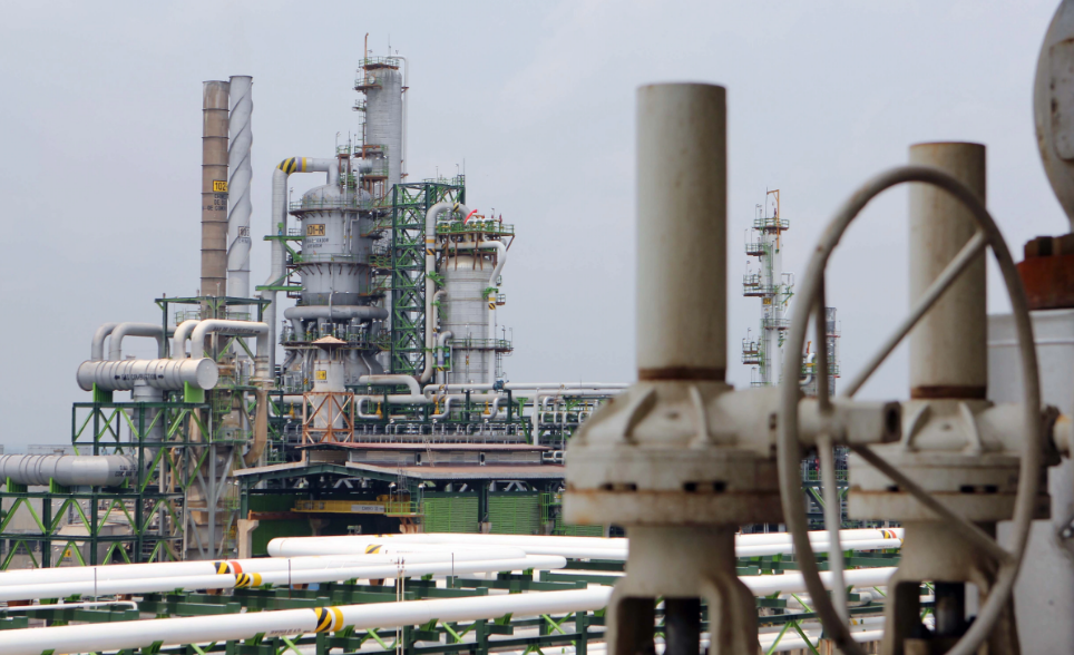 Morena, Podría haber iniciativa de reforma energética a mitad de sexenio, adelanta AMLO