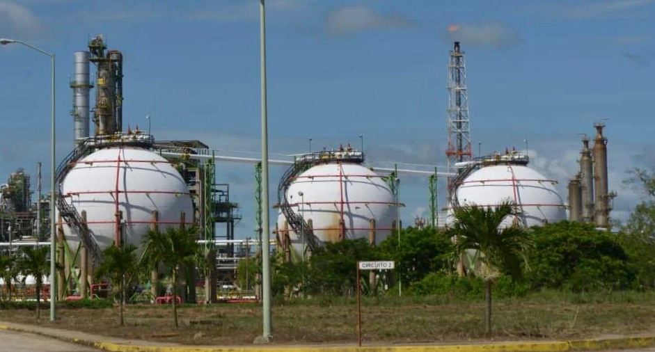 Acuerdo sobre trámites en sector energético, una barrera a la libre competencia: gasolineros