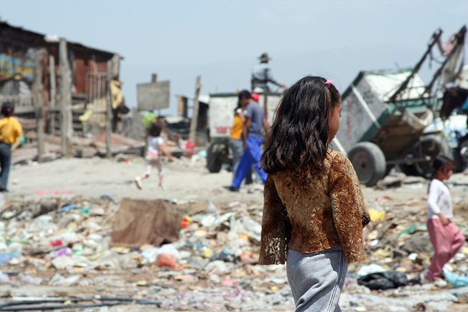 Hay 244 millones de niños y jóvenes sin escolarizar: Unesco