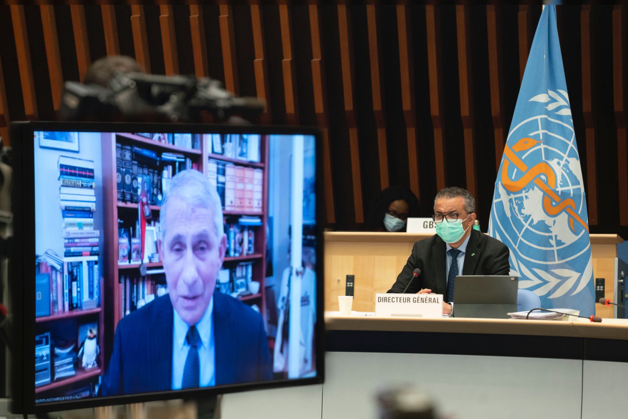 EU hace las paces con la OMS; se unirá a Covax