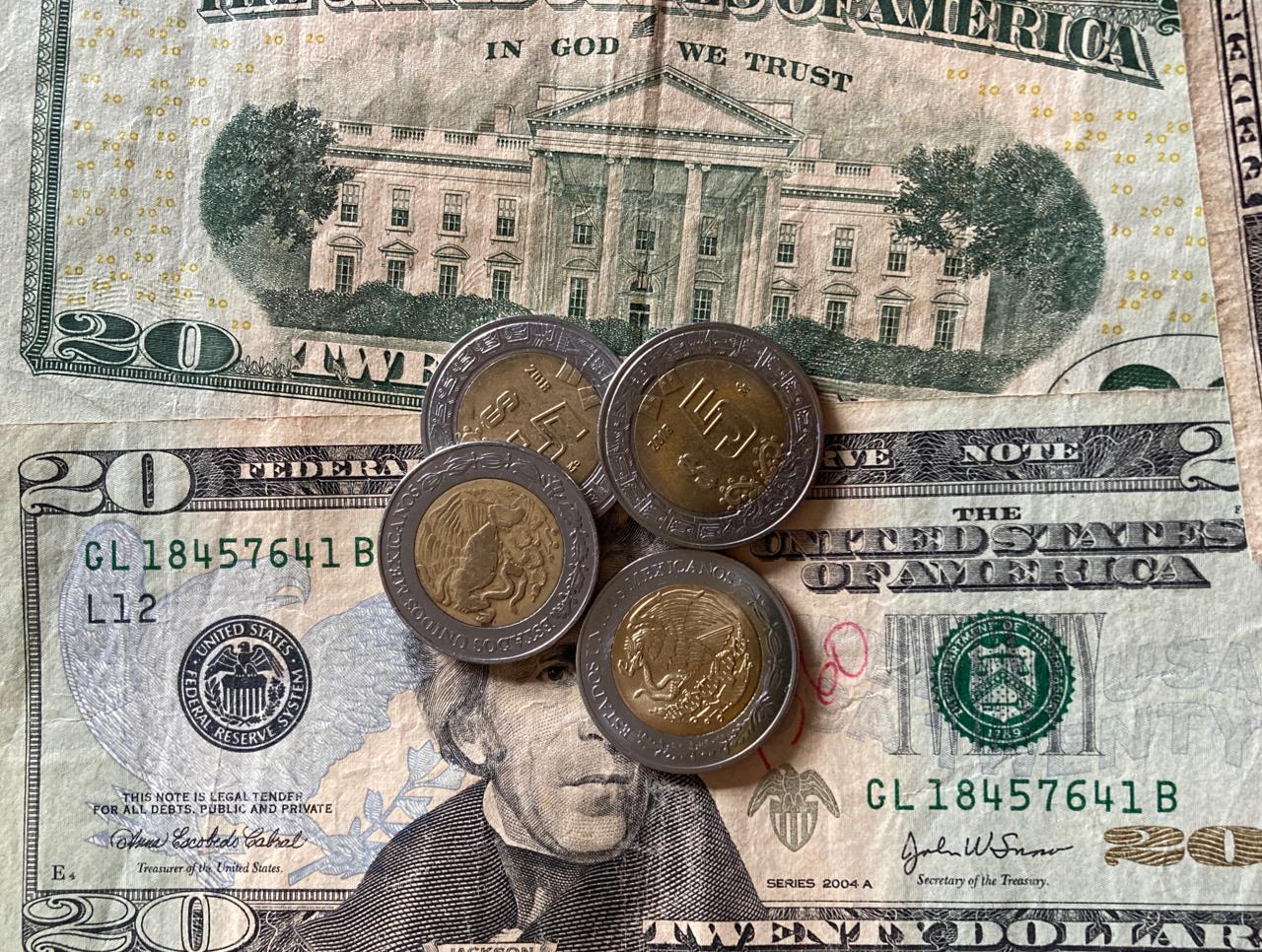 El peso se deprecia por incertidumbre sobre próximas decisiones de la Fed