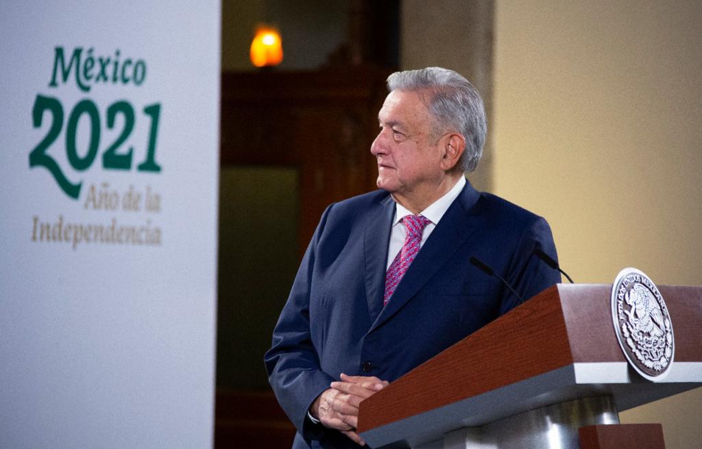 Aún optimista; AMLO confía en que economía crecerá 5% este año