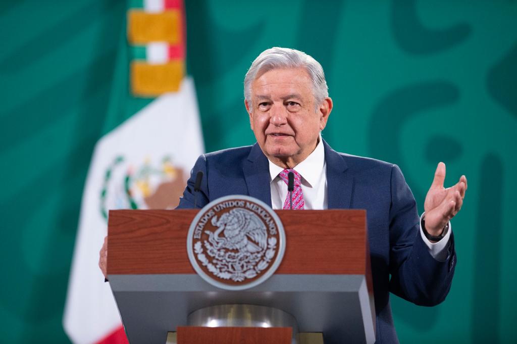 Habrá más quejas ante la Corte si continúan frenos a reforma eléctrica, adelanta AMLO