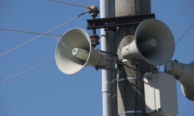 Fallas en alerta sísmica le costaron el puesto a dos operadores del C5, altavoces