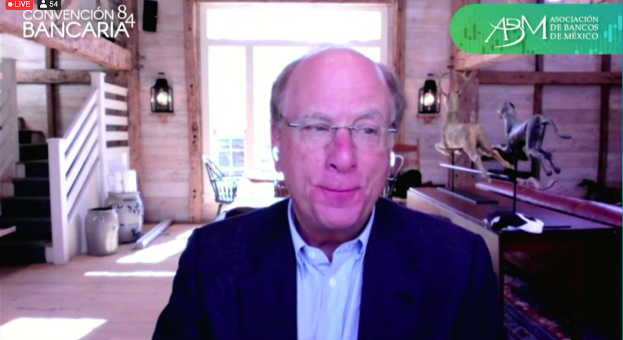 CEO de BlackRock elogió manejo de la crisis en México, según AMLO