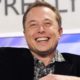 Elon Musk y Jeff Bezos intercambian arponazos por carrera espacial, Twitter