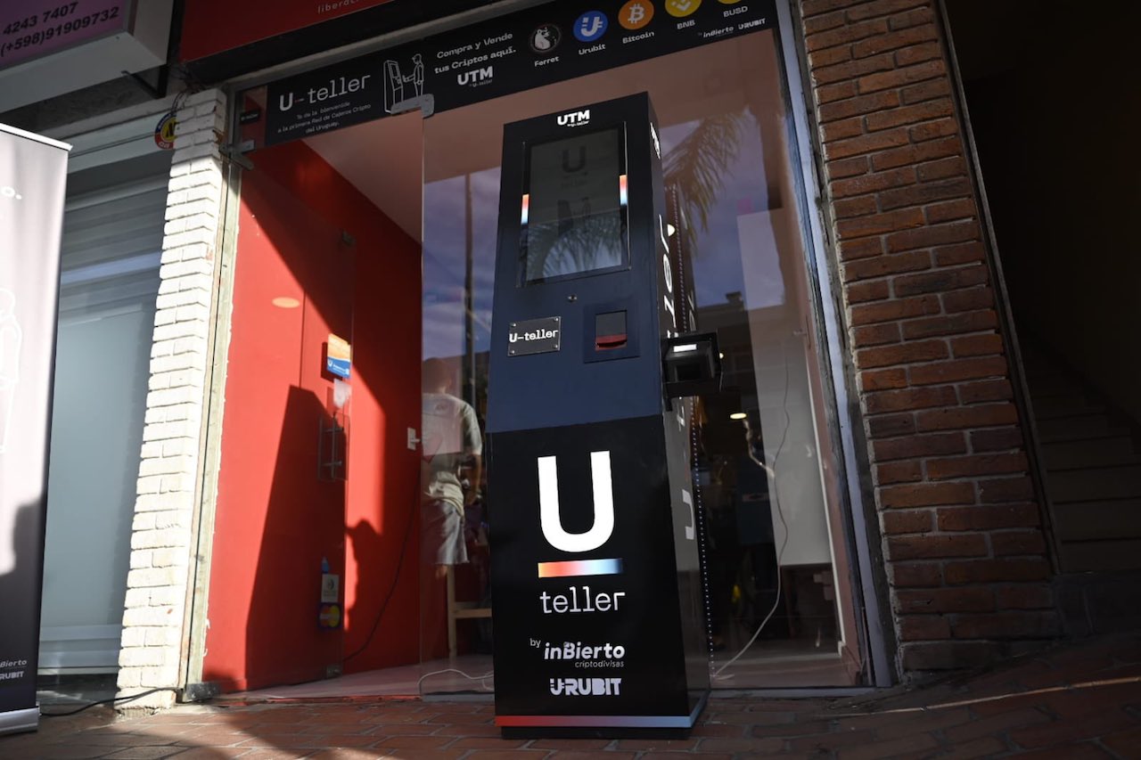 Uruguay innova con el primer cajero para criptomonedas