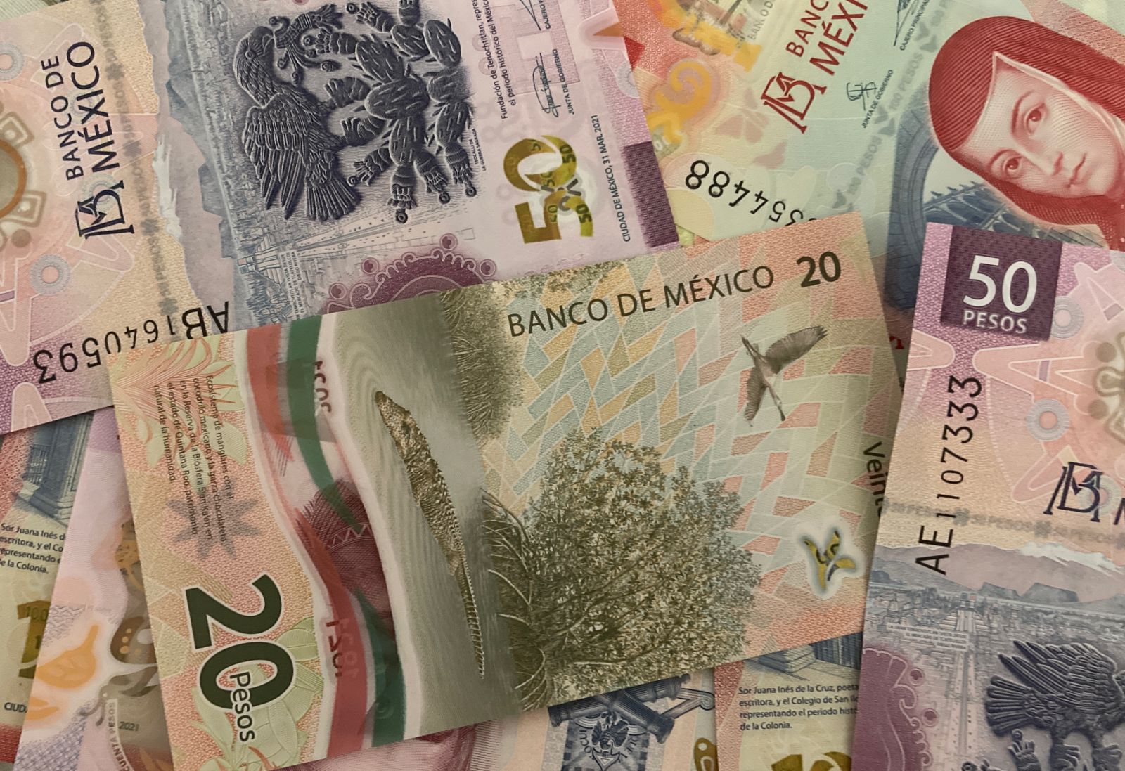 Peso mexicano quiere cerrar marzo en positivo