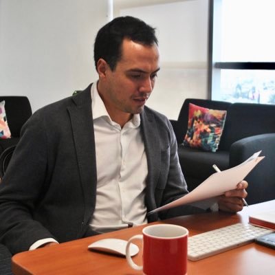 Llegan Alejandro Encinas y Luis Abel Romero a subsecretarías de Economía