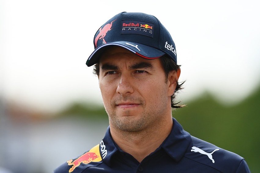 “Checo” Pérez se quedó con el Gran Premio de Singapur, su segunda victoria en 2022