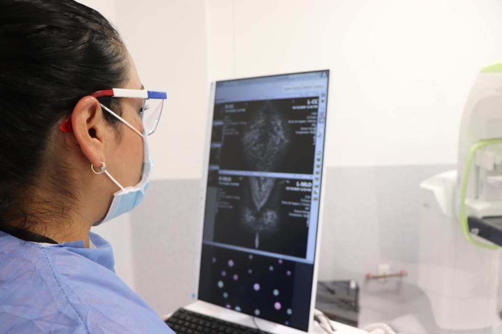 Trabajadores tendrán 1 día libre para hacerse exámenes clínicos de cáncer