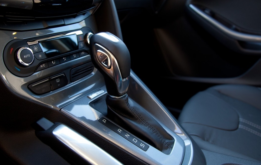 ¿Tu auto tiene llamado a revisión? Esto debes saber