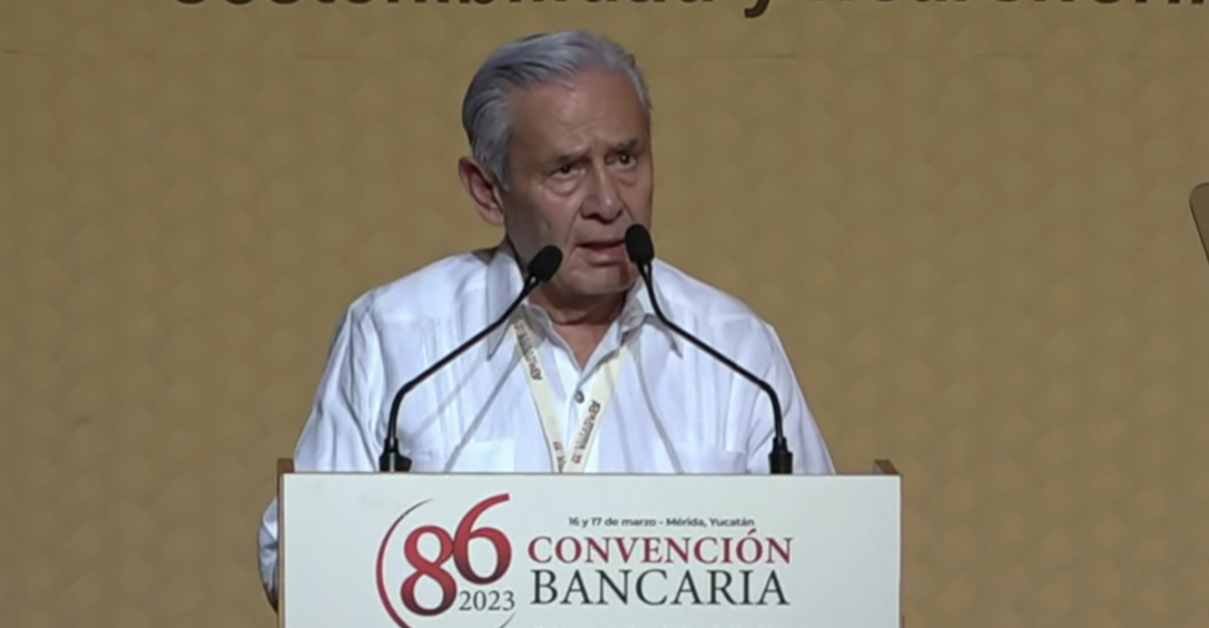Autoridades deben mantener la vigilancia de riesgos en sector bancario mexicano: CNBV