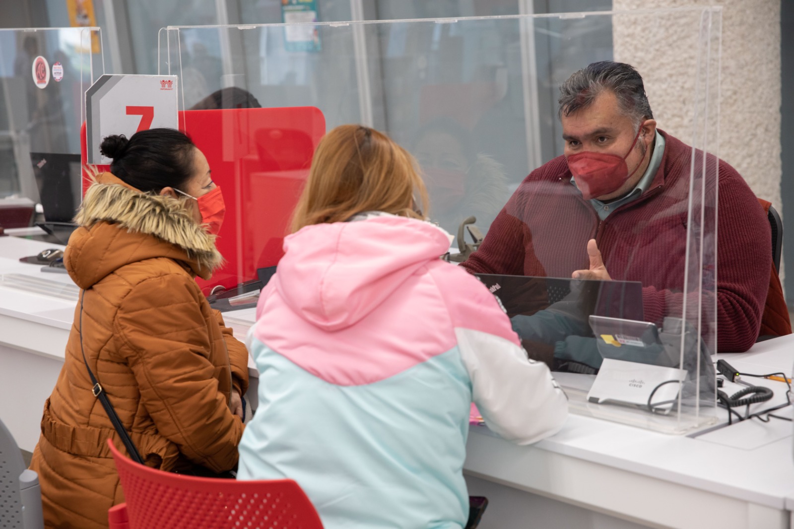 Infonavit facilitará a mujeres acceso a créditos; tendrán bono de puntaje