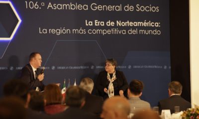 Raquel Buenrostro en foro de AmCham / AmCham
