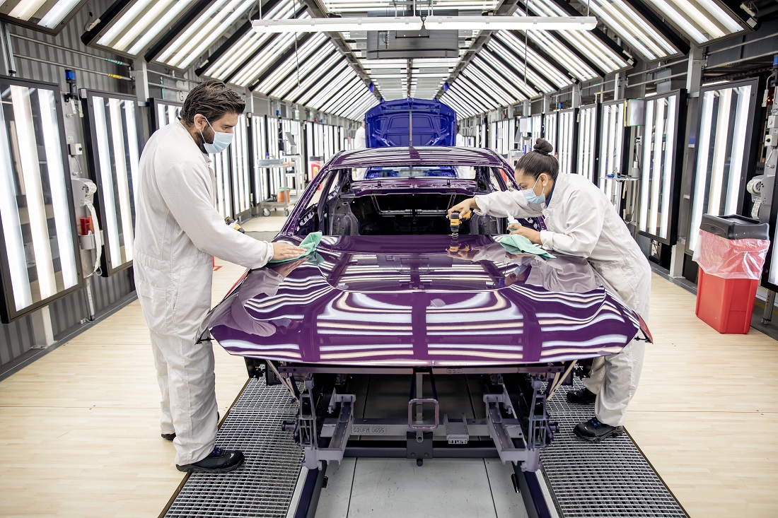 Industria automotriz, de buenas en abril; su producción creció 17%