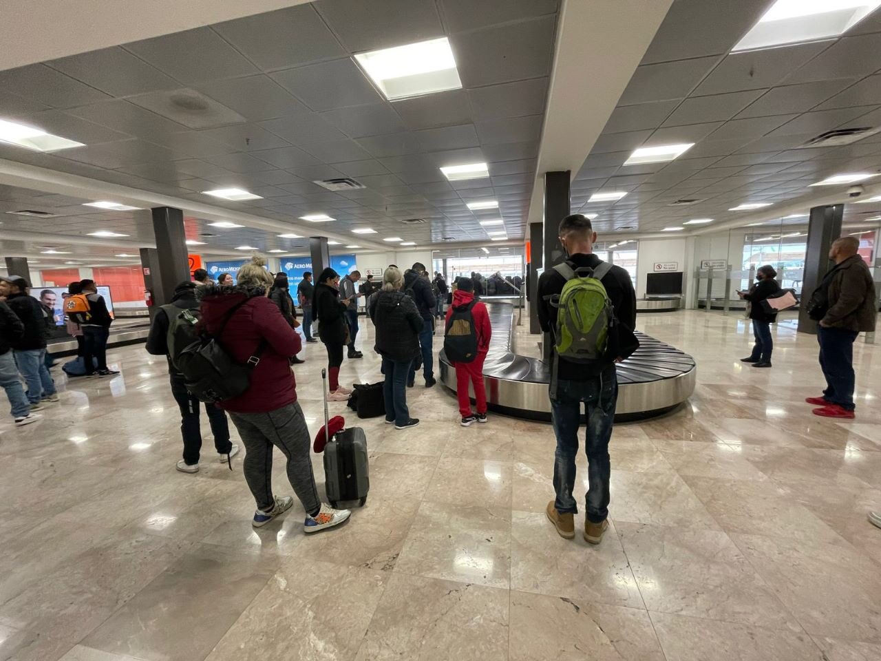Afluencia de turistas extranjeros a México por avión creció 19% en enero-abril