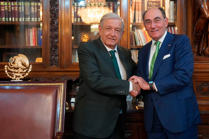 Iberdrola firma acuerdo vinculante con MIP para venta de 13 plantas por 6,000 mdd